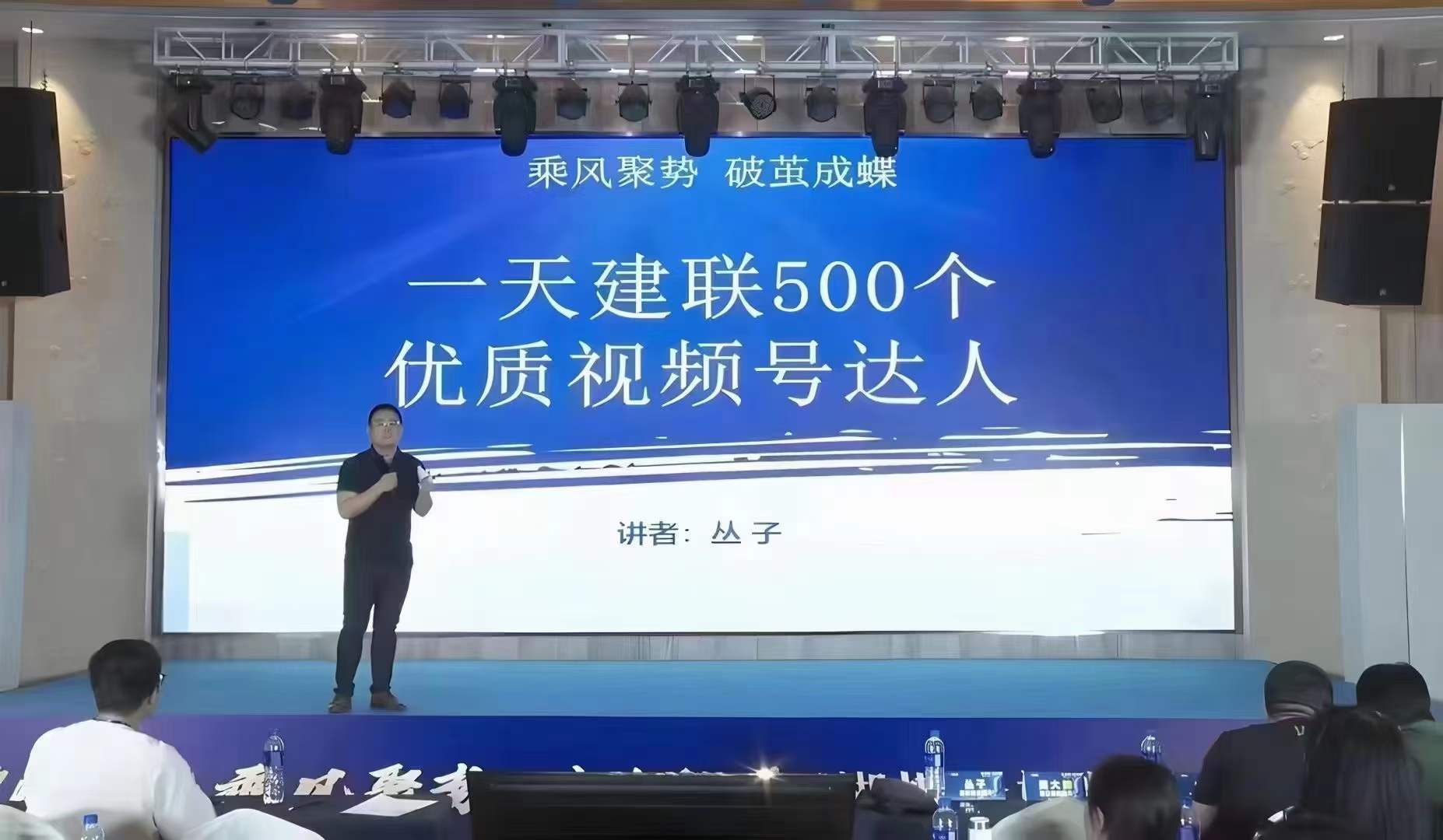f0c1211e05e2e575c61dcc49c38a9811.jpg